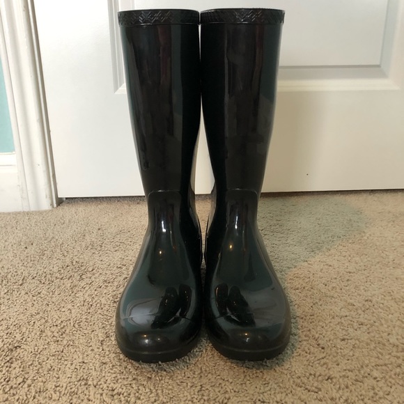 ugg shaye rain boot